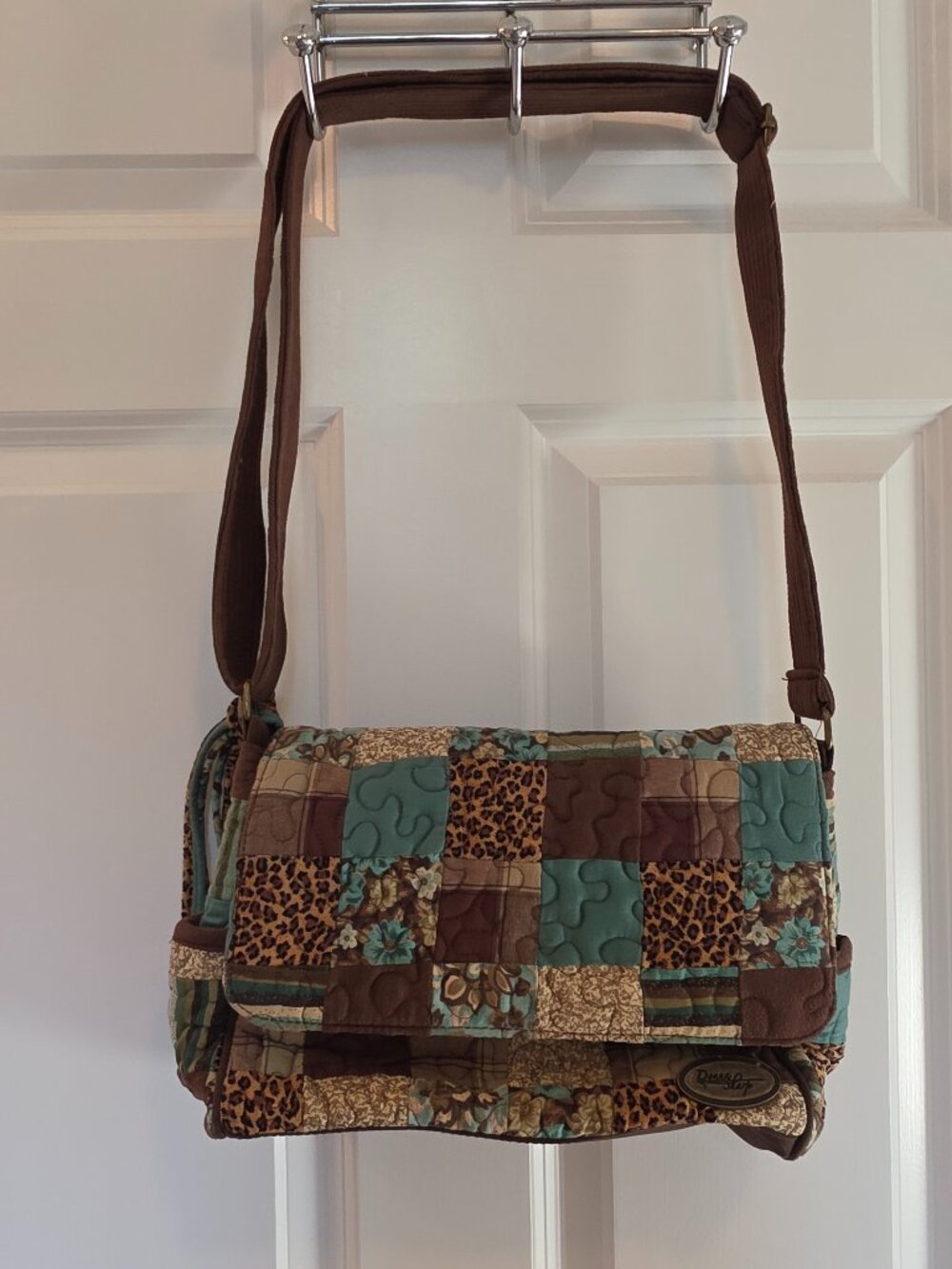 Vintage Donna Sharp quilted shoulder bag
